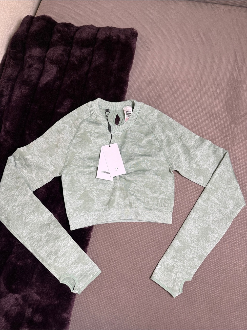 Gymshark NWT Camo Seamless Long Sleeve Crop Top Sage Green Women’s Medium